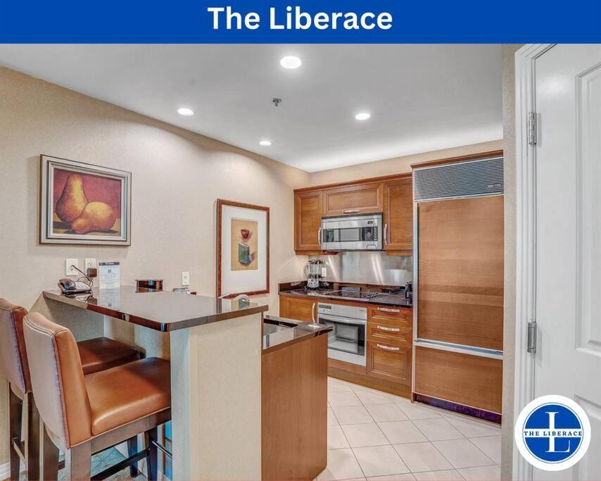 The Liberace Aparthotel Лас Вегас Екстериор снимка