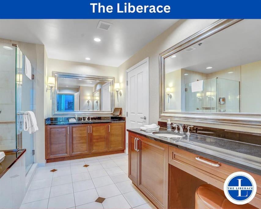 The Liberace Aparthotel Лас Вегас Екстериор снимка
