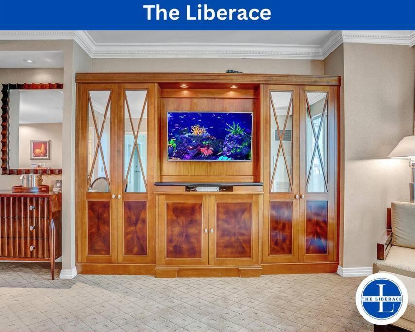 The Liberace Aparthotel Лас Вегас Екстериор снимка